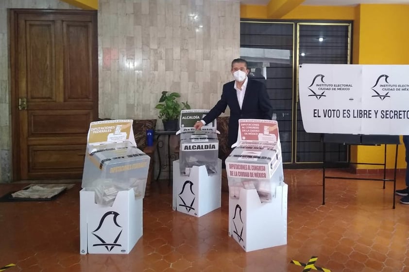 Arranca jornada electoral en México con retrasos e incidentes menores