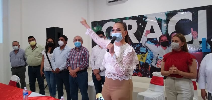 Susy Torrecillas, se proclamó ganadora de la contienda electoral.