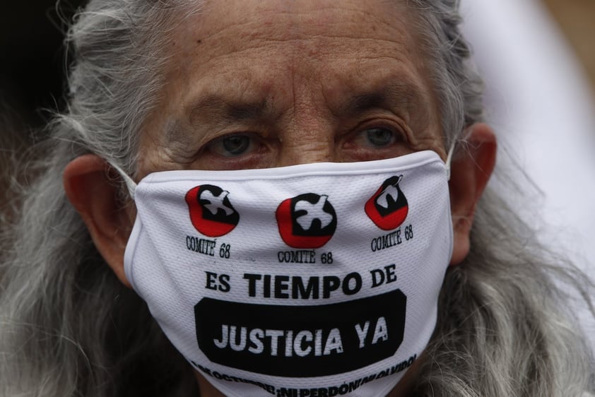 Conmemoran 50 años del 'Halconazo' con marcha en CDMX