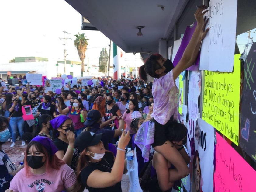 Se 'desbordan' en las calles de Matamoros para exigir justicia por feminicidio de Ilse Ivón