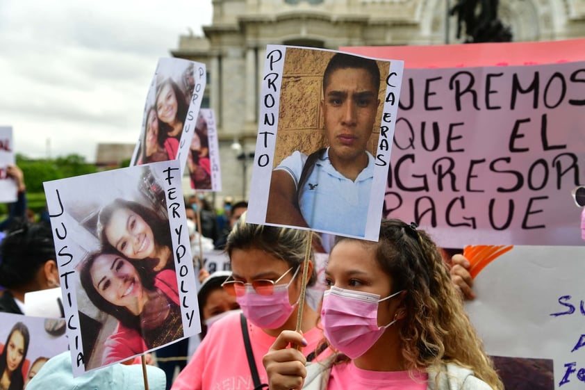 Familiares de jóvenes atropelladas en CDMX instan a buscar a presunto responsable