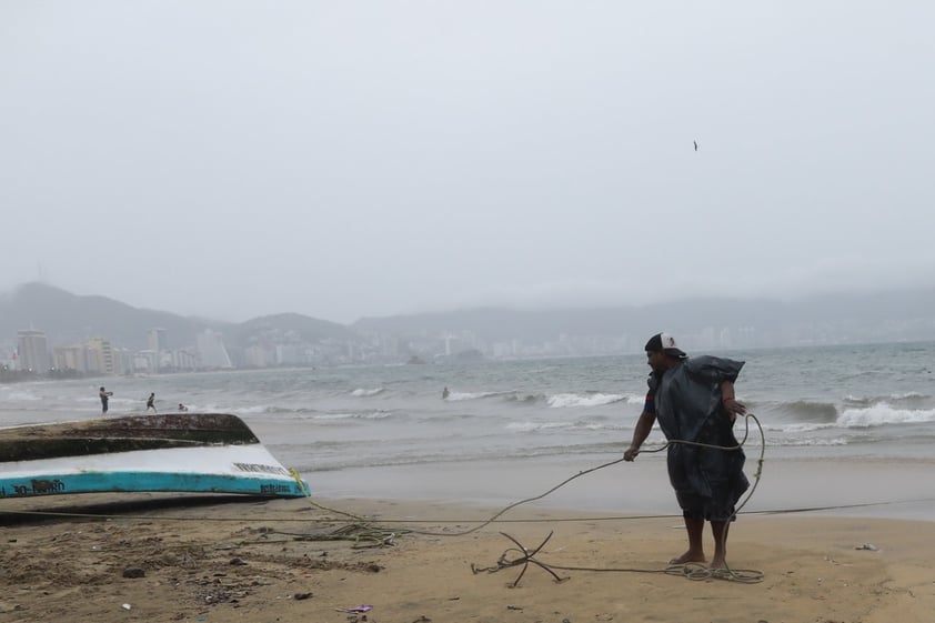 Tormenta 'Dolores' provocará lluvias en oeste y sur de México