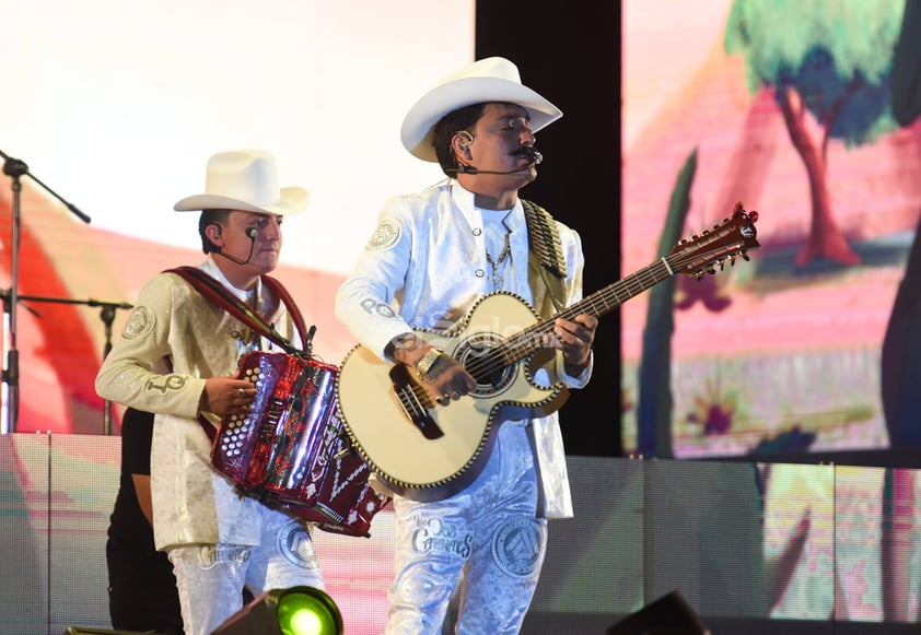 En concierto instalaciones de la feria de Torreón “Los dos Carnales”