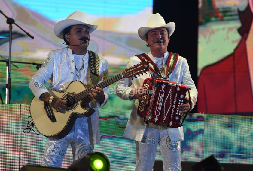 En concierto instalaciones de la feria de Torreón “Los dos Carnales”