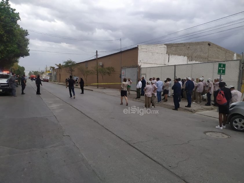 Empresa cafetalera se incendia en Torreón