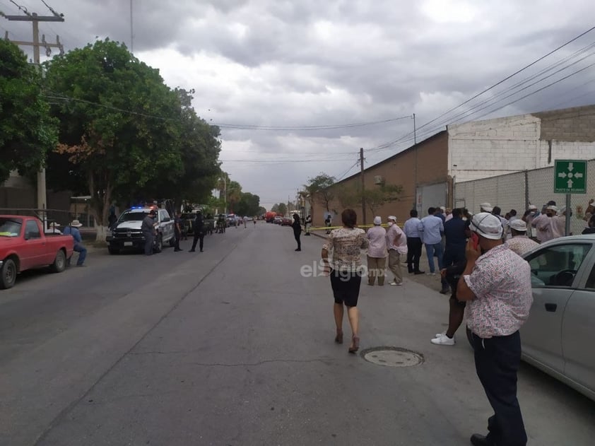 Empresa cafetalera se incendia en Torreón