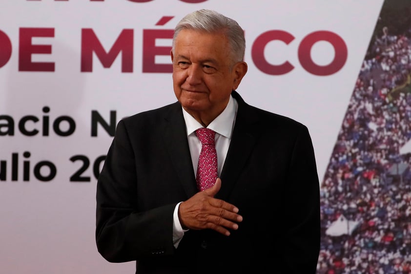 López Obrador presenta informe a tres años de su victoria electoral