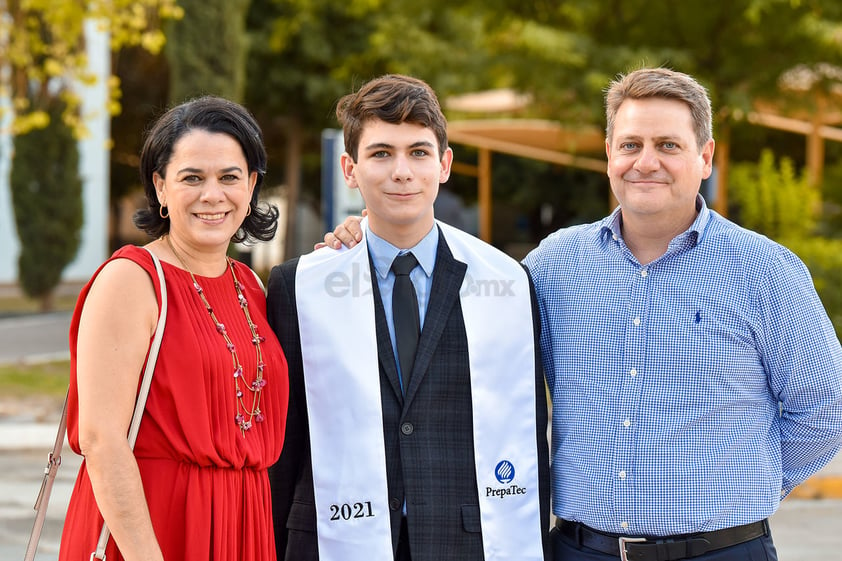 Cristina Ramírez, Borja Martínez y Nilo Martínez.