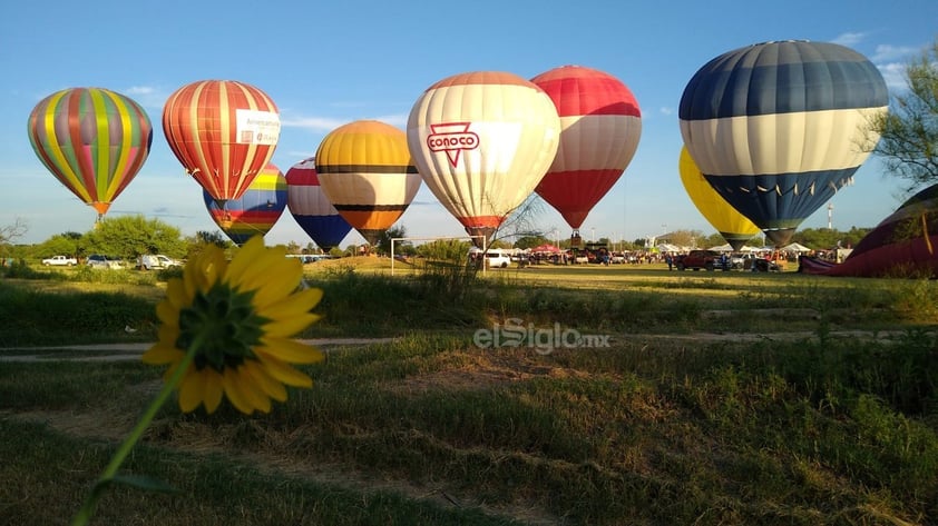 Festival internacional de Globos Aerostáticos 'Acuña  Vuela'