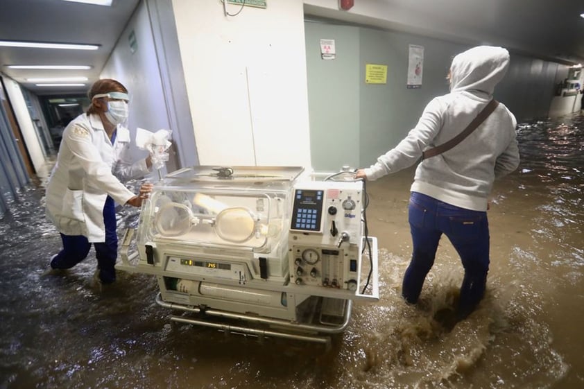 Granizada en Edomex deja una persona muerta; hospital tuvo que ser desalojado