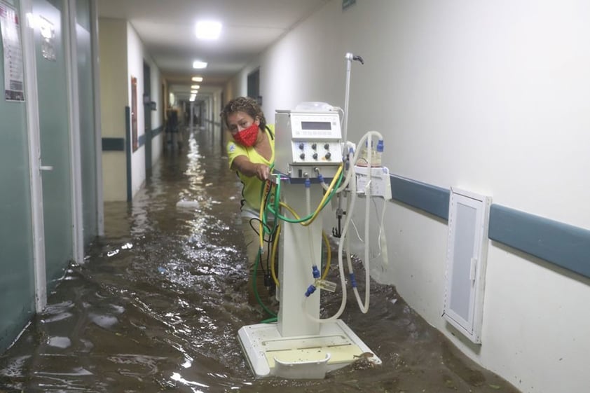 Granizada en Edomex deja una persona muerta; hospital tuvo que ser desalojado