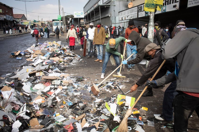 Sudáfrica restaura la calma tras disturbios que dejaron 117 muertos