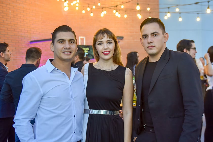 César López, Brianda Muñoz y Luis Fernando Muñoz.