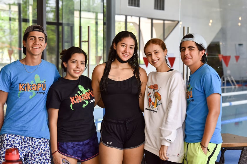 Fernando Garza, Mara Muñoz, Paola Medina, Nadia Batarse y Abraham Solórzano.