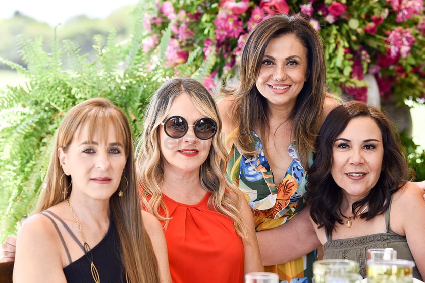 Susy Anaya, Pily Guerrero, Mónica Sáenz y Ale Habib