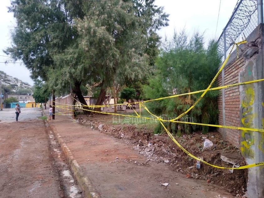 'Mi escuela es un desastre', dice niña tras inundación en surponiente de Torreón