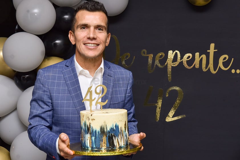 CUMPLEAÑOS. El exfutbolista 'Chato' Rodríguez festejó su cumpleaños junto a su familia y amigos.