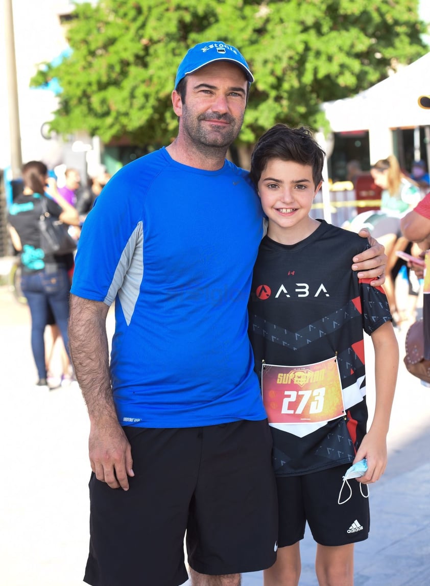 Juan y Ricardo Solana participaron en la carrera atlética de 5 y 10 kilómetros ‘Superman’.