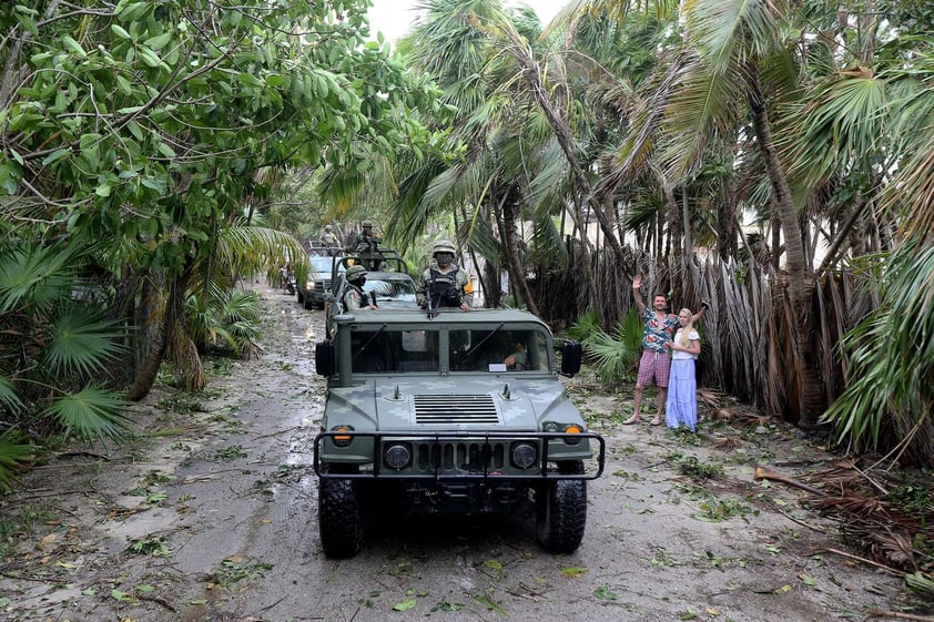 Huracán 'Grace' se degrada a tormenta tropical tras pasar por Península de Yucatán