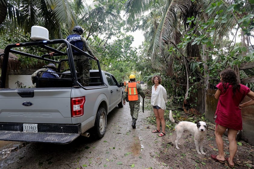 Huracán 'Grace' se degrada a tormenta tropical tras pasar por Península de Yucatán