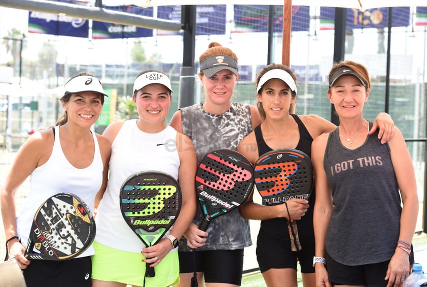 Ana Lía, Bárbara, Blanca, Margarita y Wera.