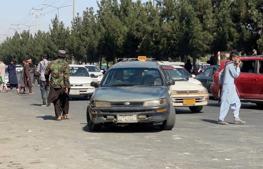 EUA bombardea objetivos del grupo Estado Islámico en Afganistán en represalia por atentado en aeropuerto