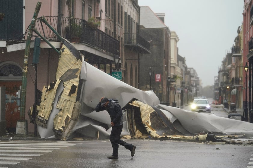 Huracán 'Ida' impacta en Luisiana como categoría 4 y con vientos de 240 km/h