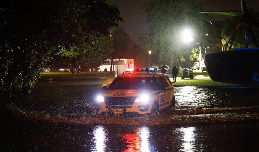 Las tormentas forman parte de los remanentes del huracán Ida que, ya degradado a tormenta, ha atravesado la parte este del país desde que entró por el estado de Misisipi y Luisiana, donde causó graves inundaciones y al menos seis muertos.