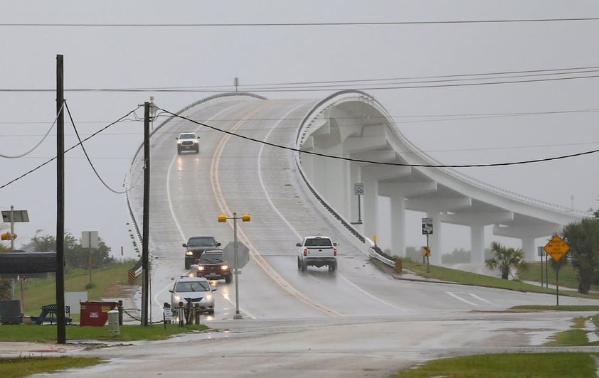 Tormenta tropical 'Nicholas' se mueve con dirección hacia Texas; tocará tierra hoy