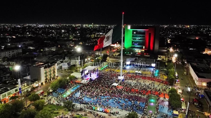 Jorge Zermeño celebra su último Grito de Independencia como alcalde de Torreón