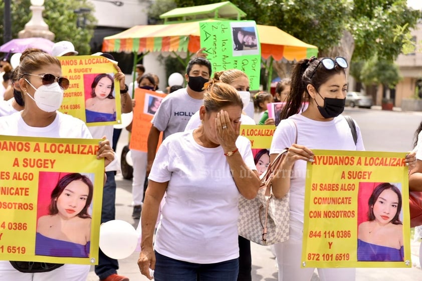 'Todos somos Sujey'; familiares marchan en Torreón para exigir verdad y justicia tras su desaparición en Mazatlán