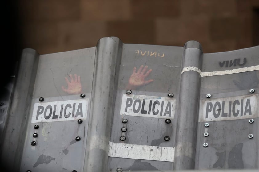 Mujeres protestan en CDMX por Día del Aborto legal y seguro, se reportan 37 lesionados