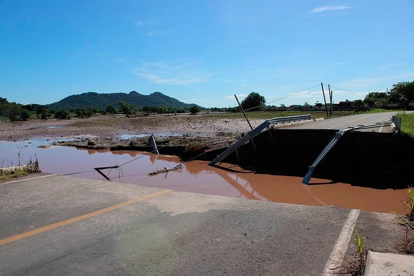 Tras paso de 'Pamela' en Nayarit reportan al menos dos desaparecidos e inundaciones