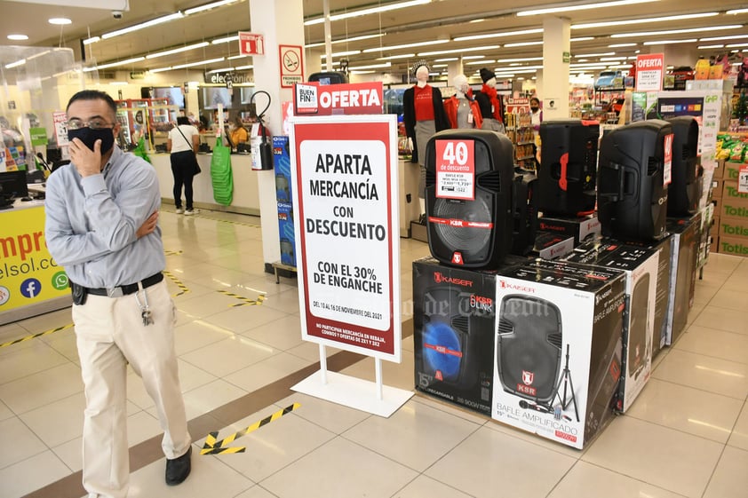 Sin incidentes, arranca el Buen Fin en La Laguna