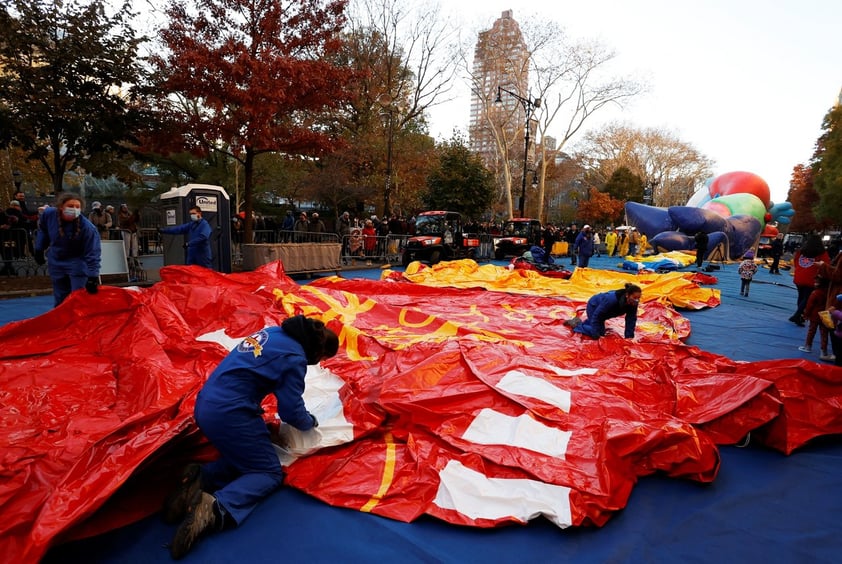 Macys Thanksgiving Day Parade Balloon Blow-up