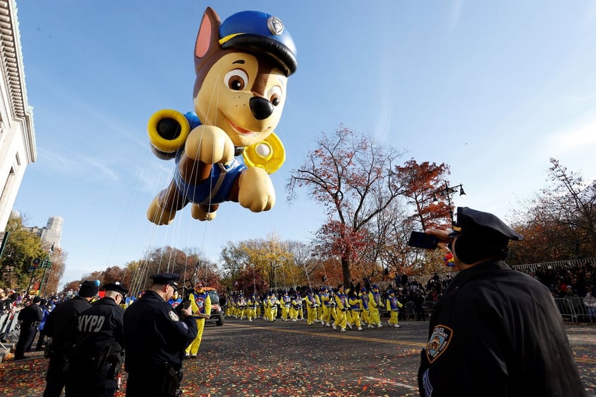 USA MACYS THANKSGIVING PARADE