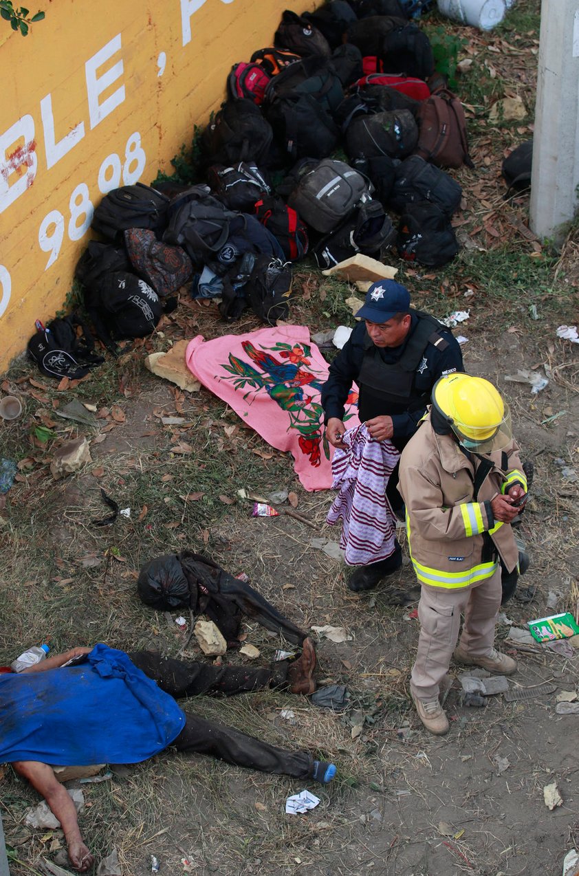 Cifra de fallecidos por accidente de tráiler en Chiapas sube a 53