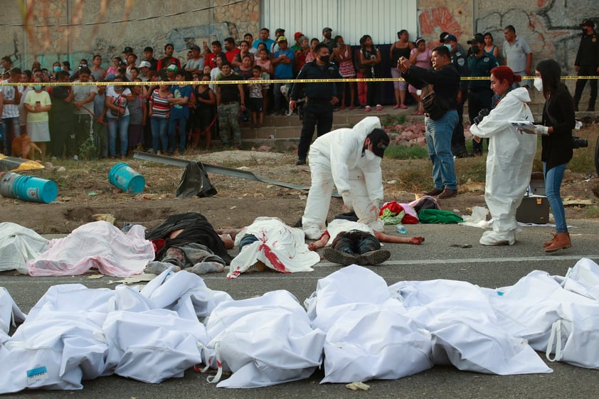 Cifra de fallecidos por accidente de tráiler en Chiapas sube a 53