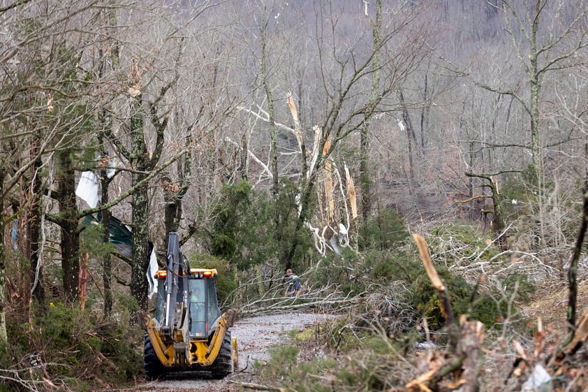 Una serie de tornados ha dejado decenas de muertos y daños materiales en los estados de Kentucky, Arkansas, Illinois, Missouri, Misisipi y Tennessee