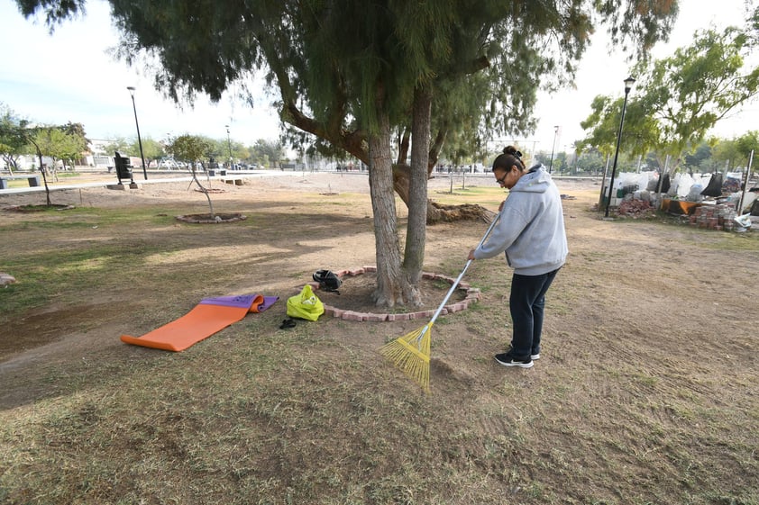 Colonos del fraccionamiento se organizan para realizar limpieza y mejoras 