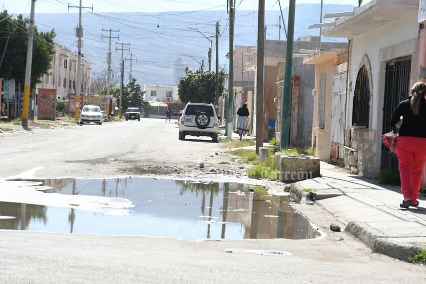 Suciedad sigue en los Condominios Manhattan de Torreón