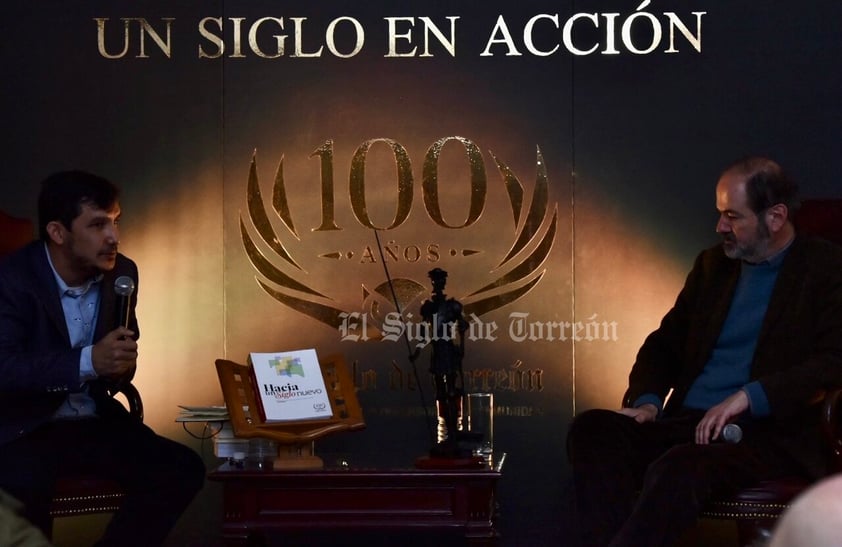 Presentación libro siglo nuevo 100 años