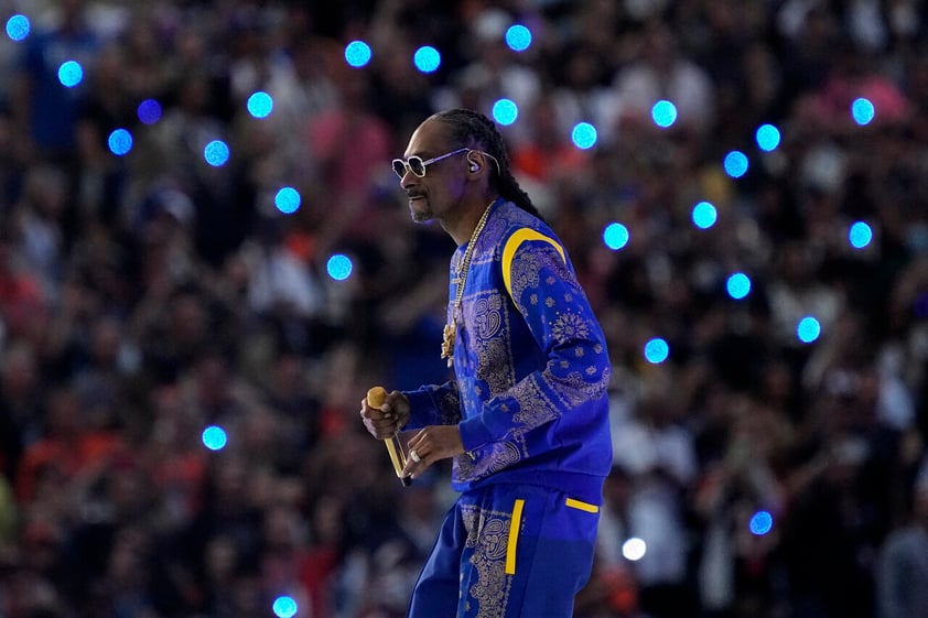 Snoop Dogg performs during halftime of the NFL Super Bowl 56 football game between the Cincinnati Bengals and the Los Angeles Rams Sunday, Feb. 13, 2022, in Inglewood, Calif. (AP Photo/Julio Cortez)