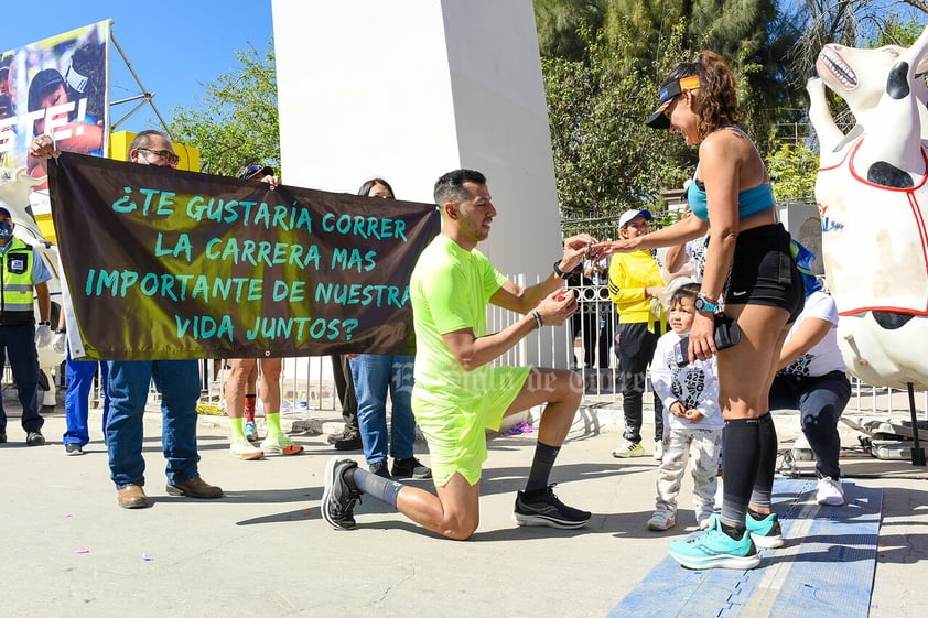 Viven con gran ambiente de fiesta el Maratón Lala 2022