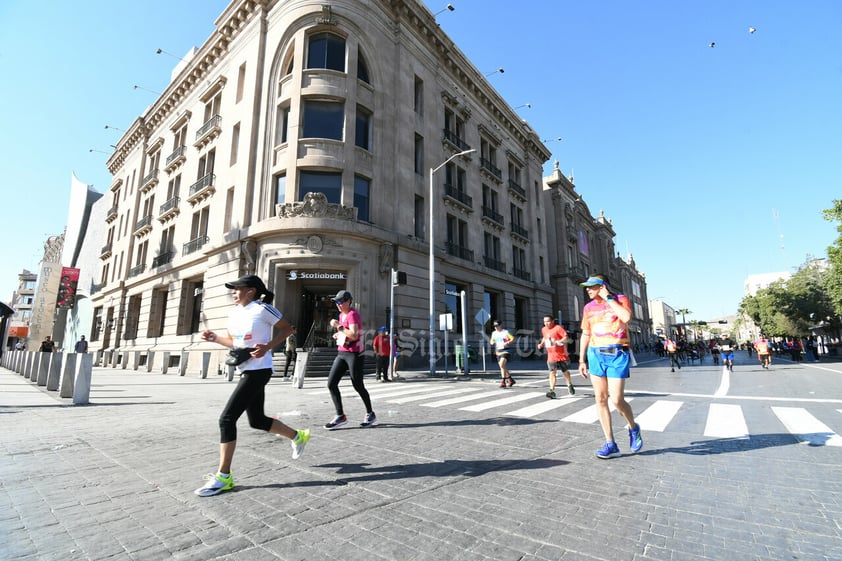 Viven con gran ambiente de fiesta el Maratón Lala 2022