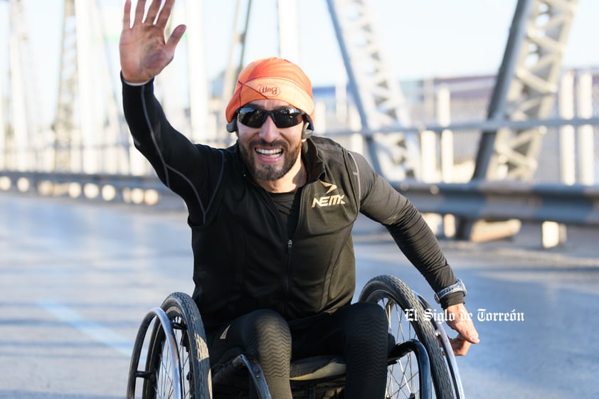 Fotografías del Maratón Lala edición 2022 en el puente plateado que une los estados de Coahuila y Durango