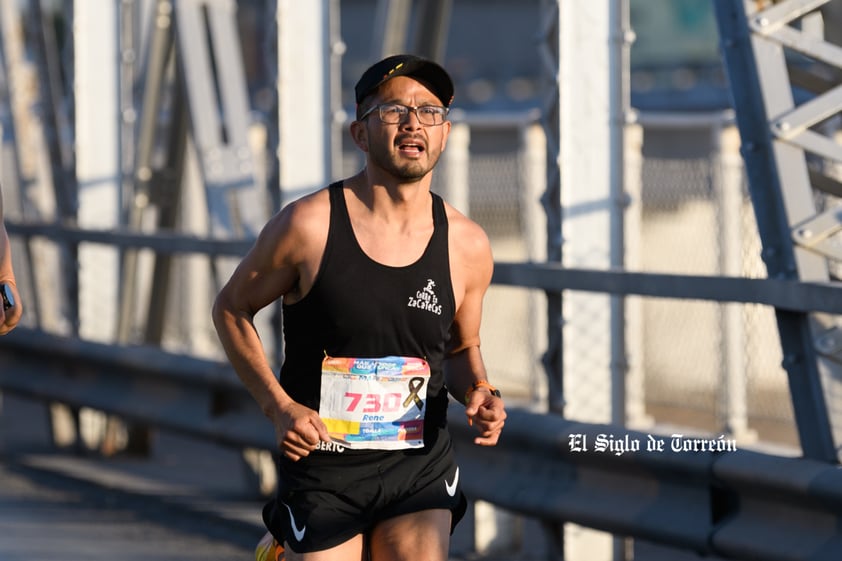 Fotografías del Maratón Lala edición 2022 en el puente plateado que une los estados de Coahuila y Durango