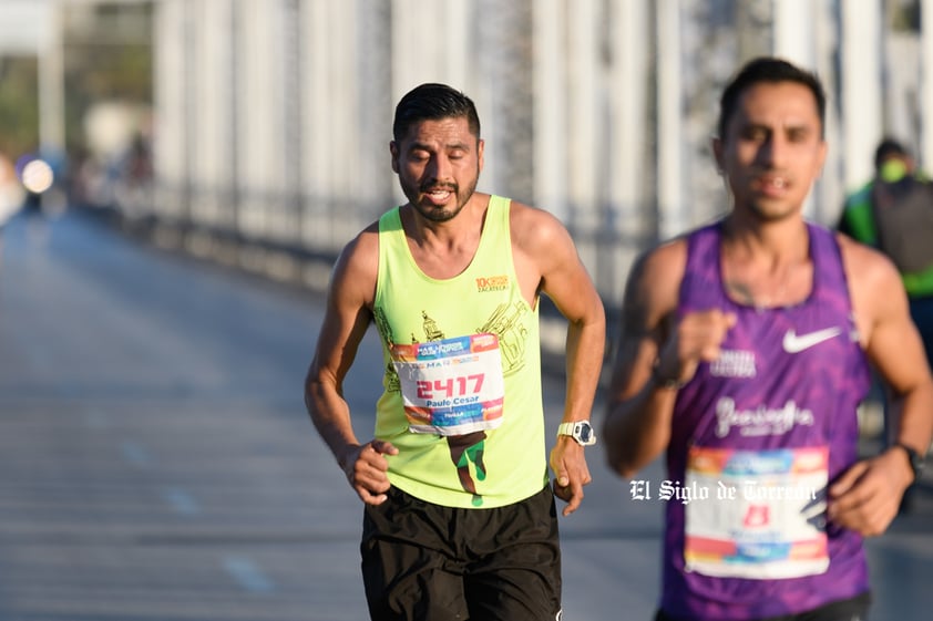 Fotografías del Maratón Lala edición 2022 en el puente plateado que une los estados de Coahuila y Durango