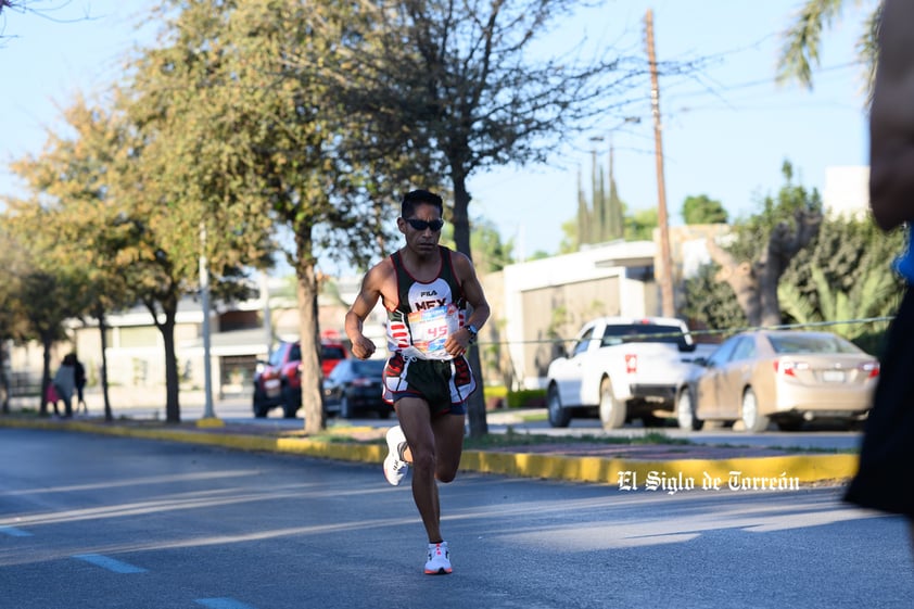 Fotografías del Maratón Lala edición 2022 en el medio maratón, km 21