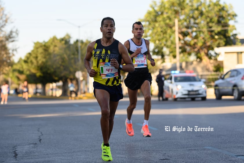 Fotografías del Maratón Lala edición 2022 en el medio maratón, km 21